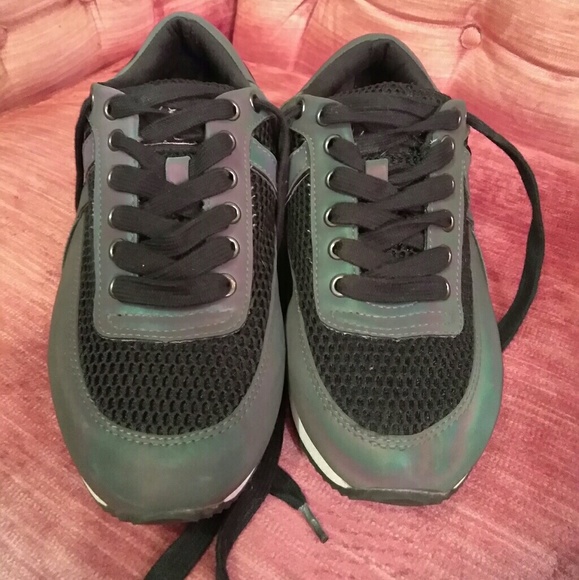 YRU reflective shoes - Picture 3 of 8